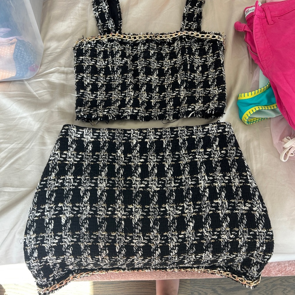 Two piece set